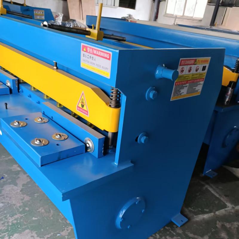 CNC control panel with touchscreen interface