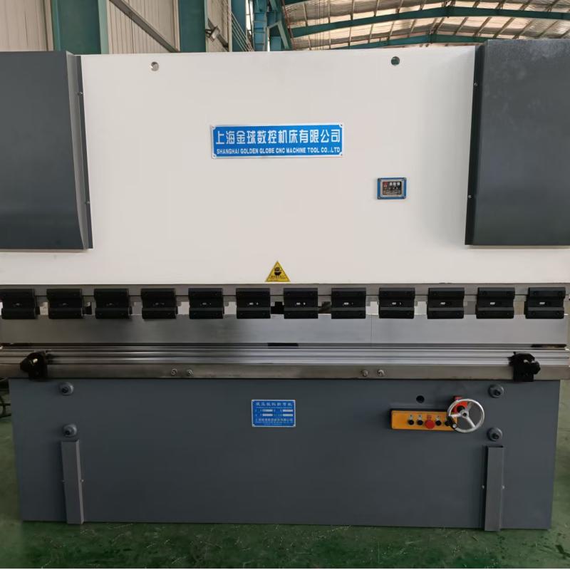 Aerospace component bending